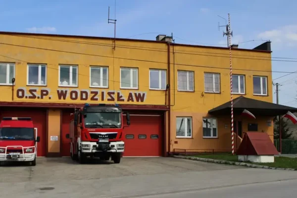 OSP Wodzisław dziękuje firmie NEXERA za wsparcie finansowe