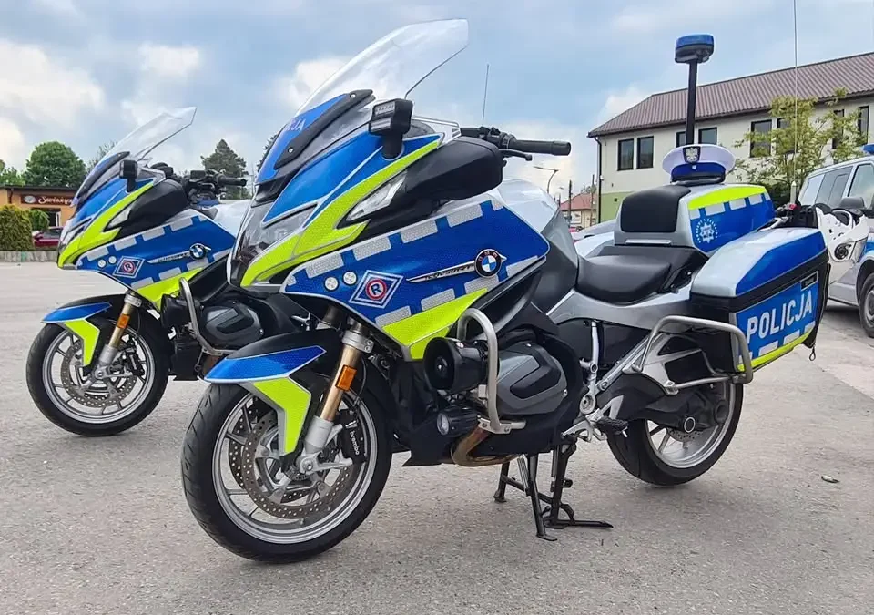 Policja stawia na profilaktykę: program PaT i działania CBZC chronią najmłodszych