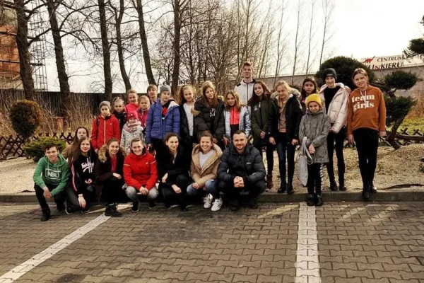 Jędrzejów: Uczniowie SP nr 5 wzięli udział w Biegu Tropem Wilczym