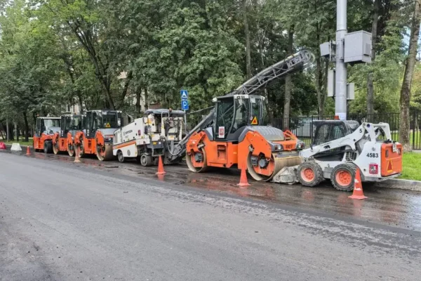 Umowa na remont drogi w Aleksandrowie podpisana – gmina otrzyma ponad 600 tys. zł dofinansowania