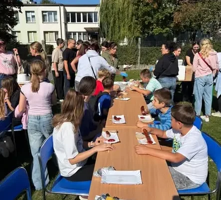 Piknik profilaktyczny w Wodzisławiu – tydzień przeciwdziałania przemocy rówieśniczej