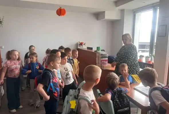 Jesienne spotkanie klasy I a w bibliotece w Sędziszowie