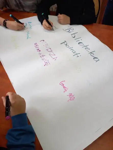 Lekcja biblioteczna o AI i przyszłości książek w Bibliotece Pedagogicznej
