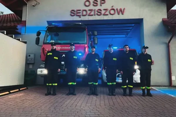 Strażacy w całej Polsce oddali hołd kolegom z Niska