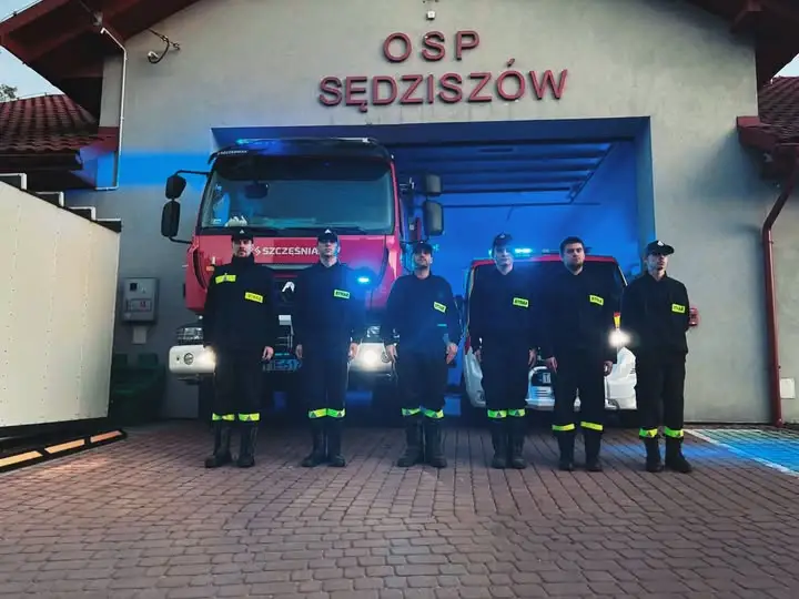 Strażacy w całej Polsce oddali hołd kolegom z Niska